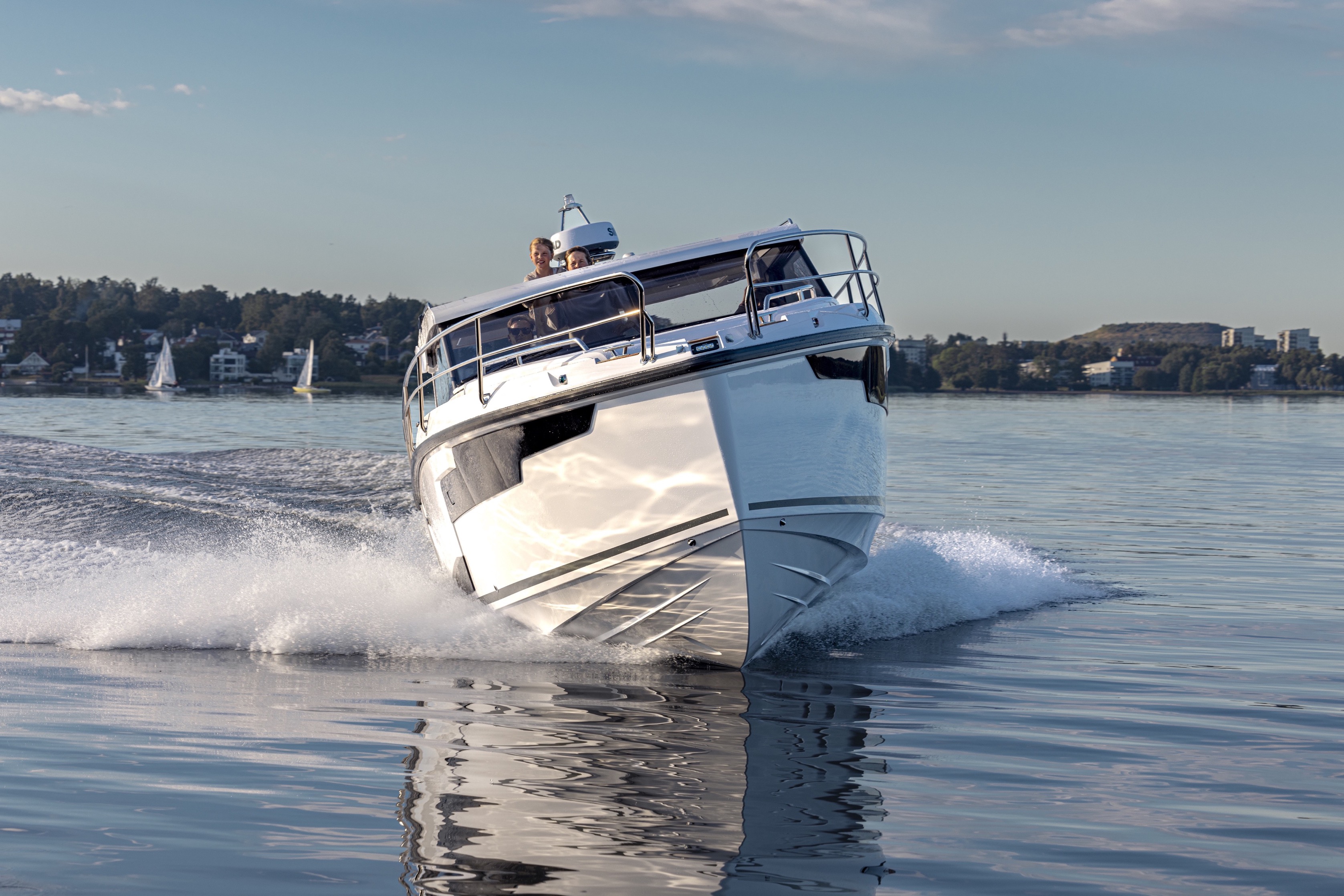 Aquador 300 HT - Aquador - Neuboote | Nautic Yachting