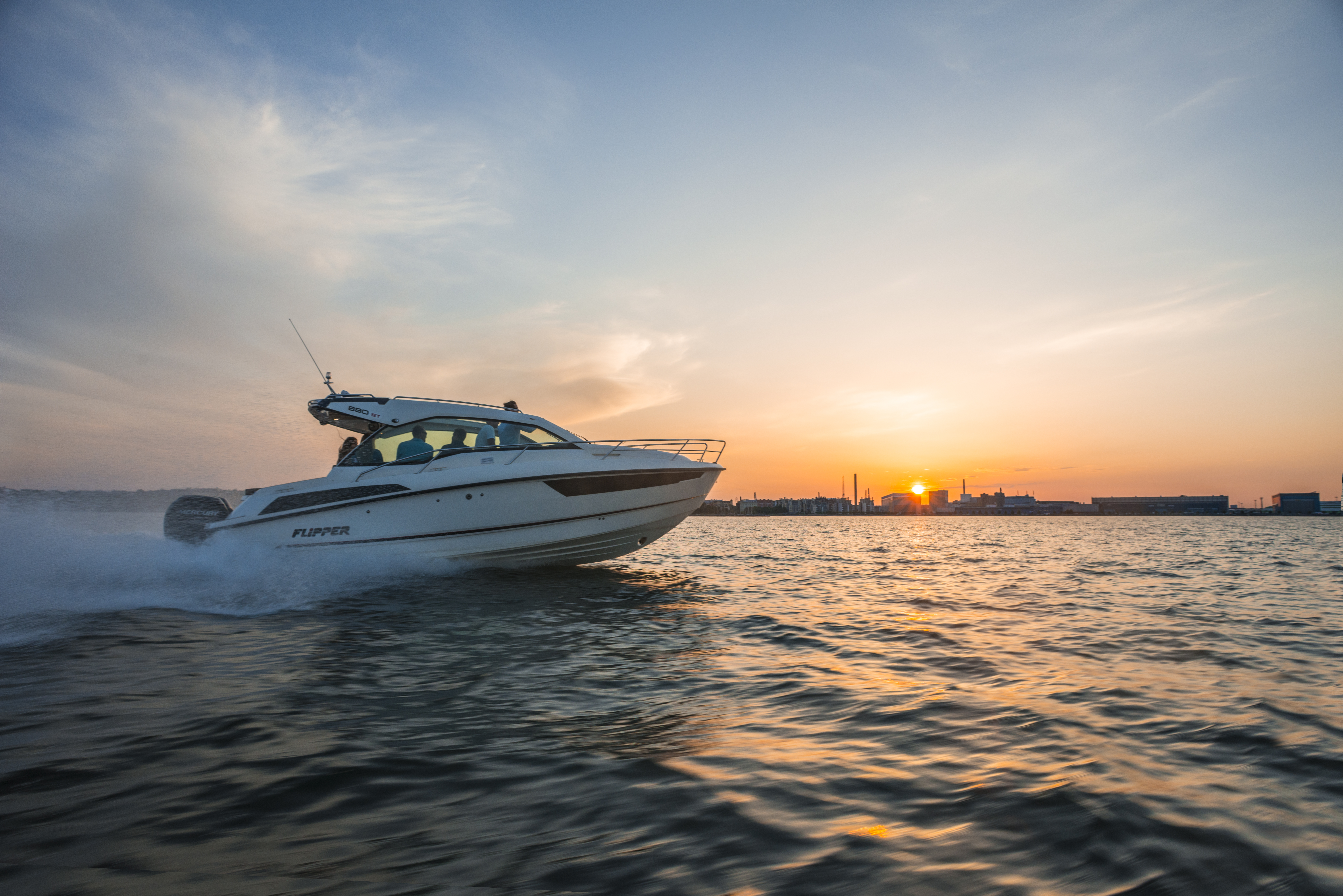 NAUTIC YACHTING Ihr Partner für neue oder gebrauchte Yachten!